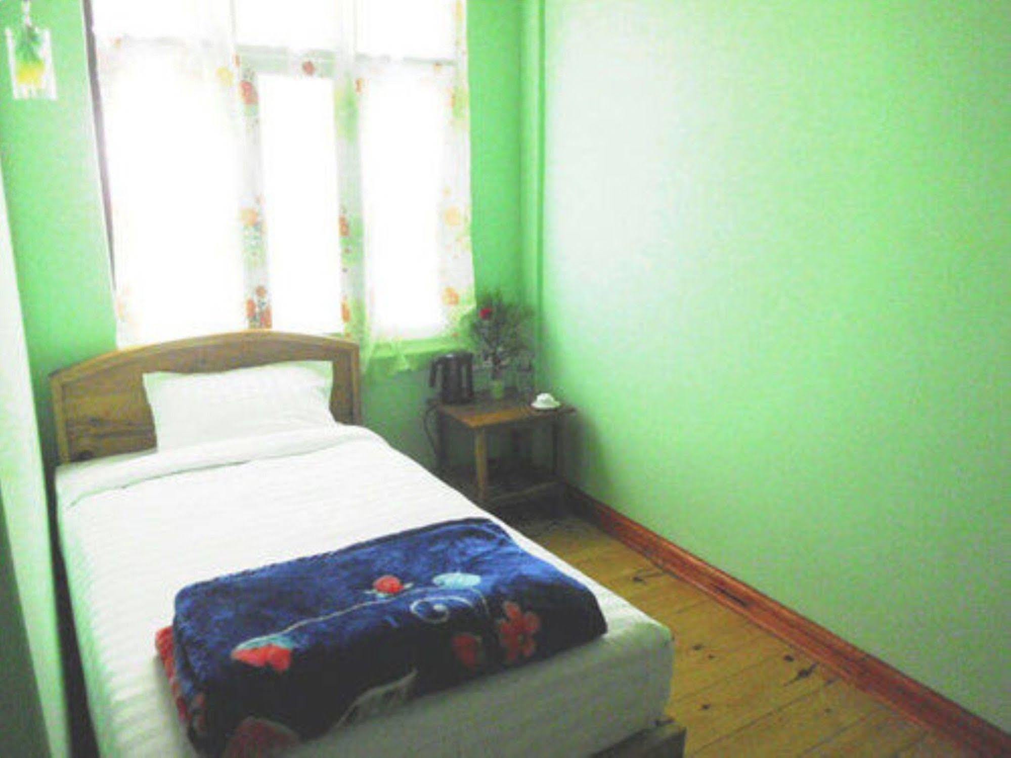 Railroad Hotel Kalaw Exteriör bild