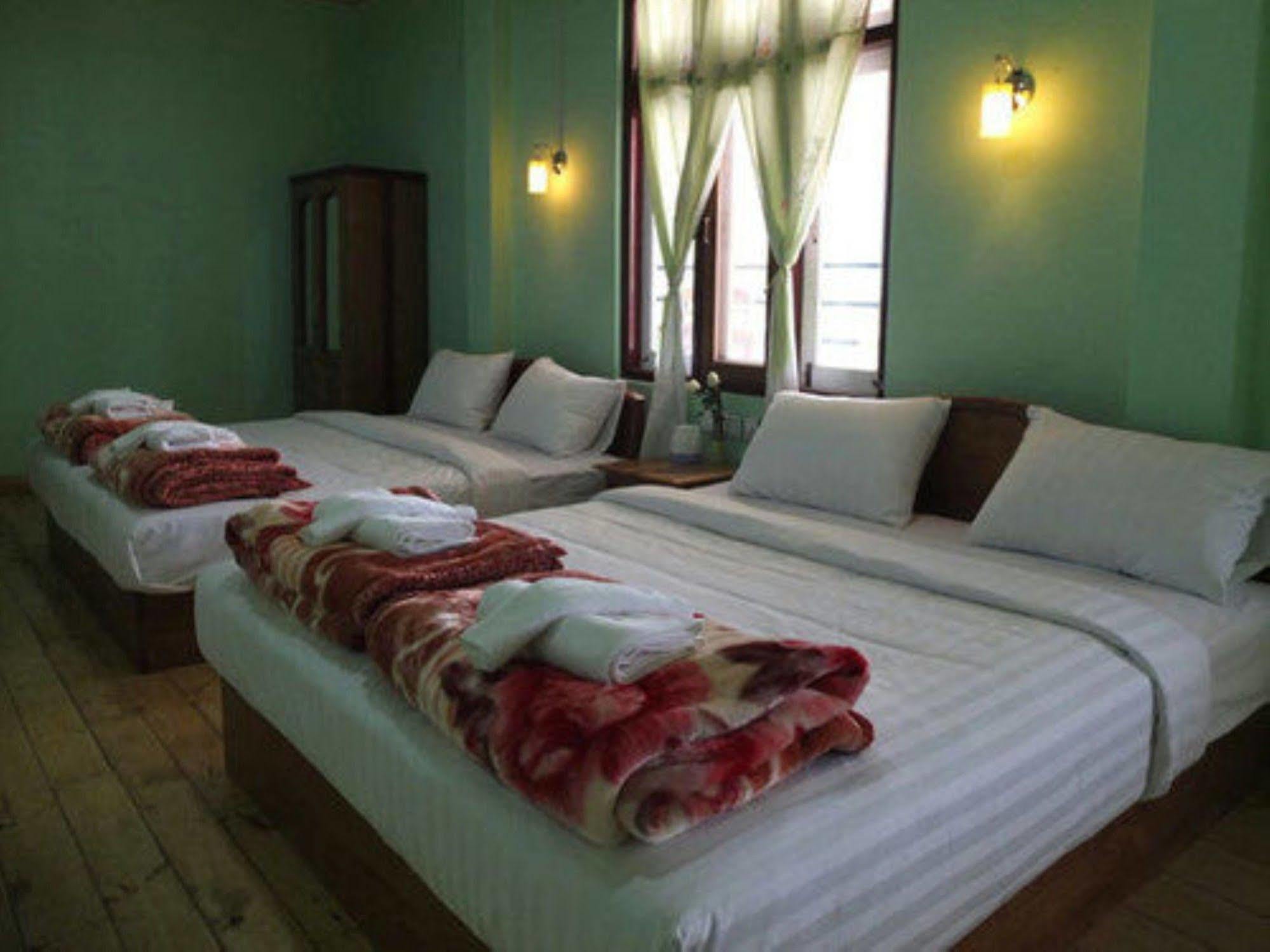 Railroad Hotel Kalaw Exteriör bild